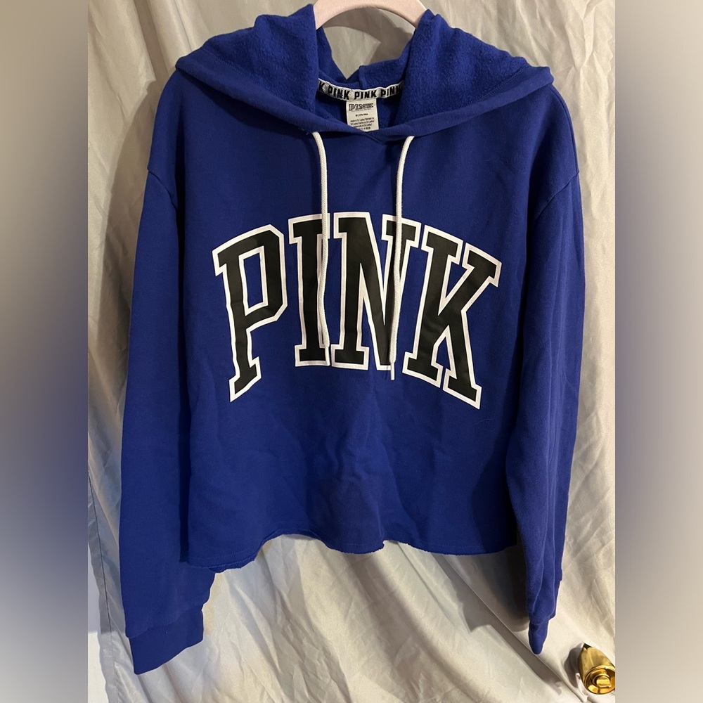 VS Pink Cropped Sweatshirt